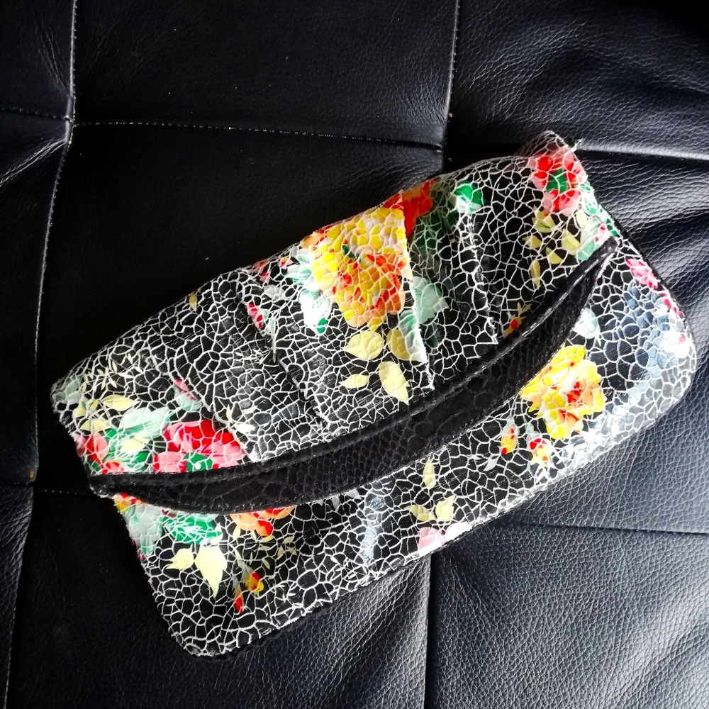 UK purchased clutch